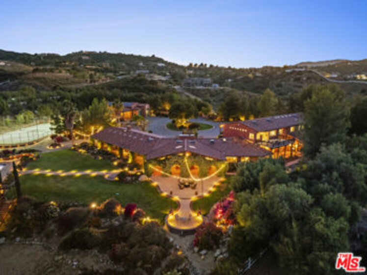 38750 Avenida Carolinas Photo