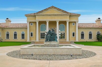 19319 Calle Juanito Photo